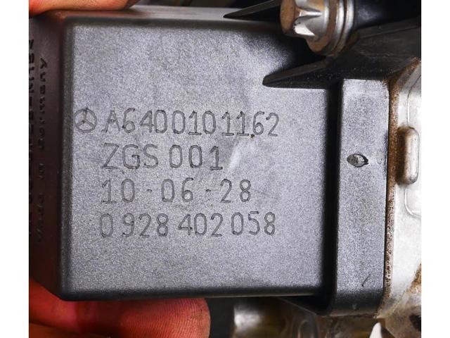 Separator oleju układu wentylacji kadłuda (bloku silnika) Mercedes B W245