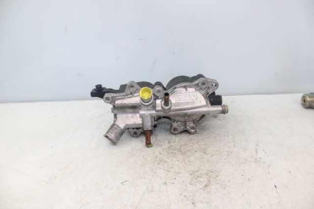 Separator oleju układu wentylacji kadłuda (bloku silnika) Mercedes B W245