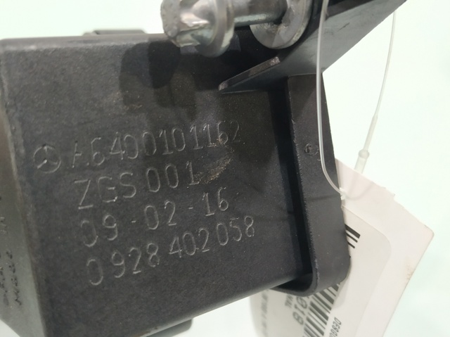 Separator oleju układu wentylacji kadłuda (bloku silnika) Mercedes B W245