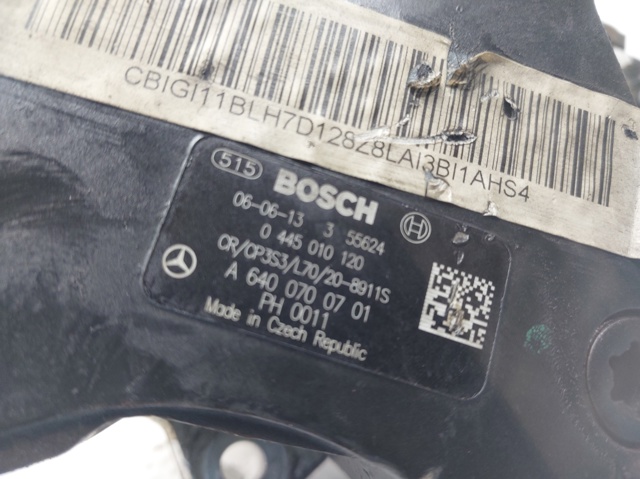 Pompa wtryskowa wysokiego ciśnienia A6400700701 MERCEDES