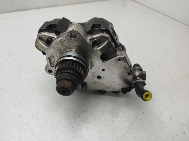 Pompa wtryskowa wysokiego ciśnienia A6400700701 MERCEDES