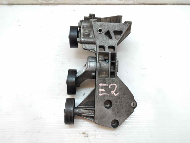 Wspornik alternatora A6402021040 MERCEDES