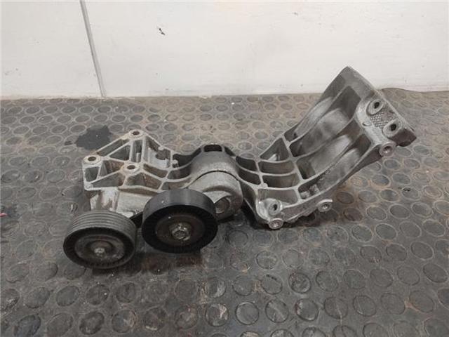 Wspornik alternatora A6402021040 MERCEDES