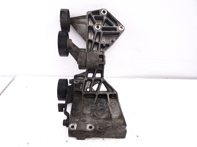 Wspornik alternatora A6402021040 MERCEDES