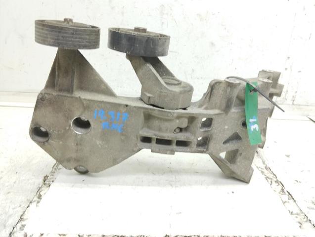 Wspornik alternatora A6402021040 MERCEDES