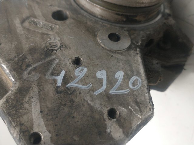 Pompa wtryskowa wysokiego ciśnienia A6420700201 MERCEDES