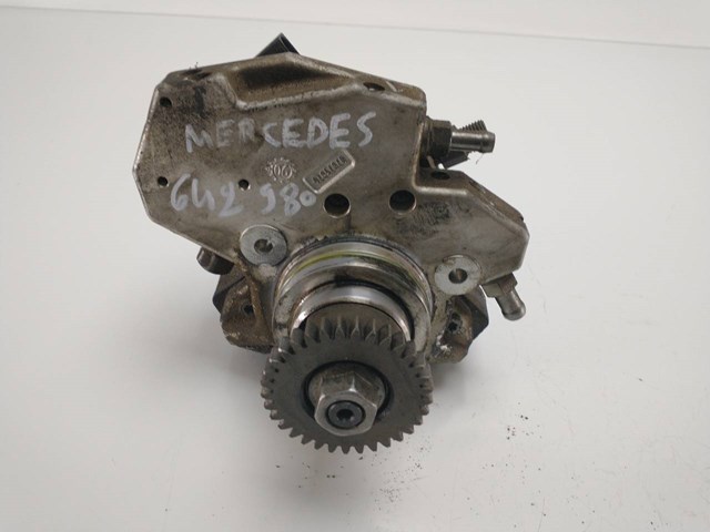 Pompa wtryskowa wysokiego ciśnienia A6420700501 CHRYSLER