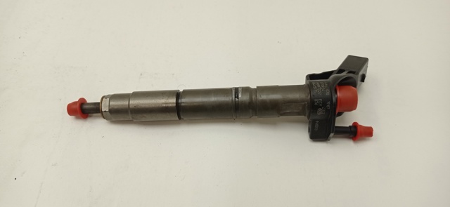 Wtryskiwacz paliwa A6420701987 MERCEDES