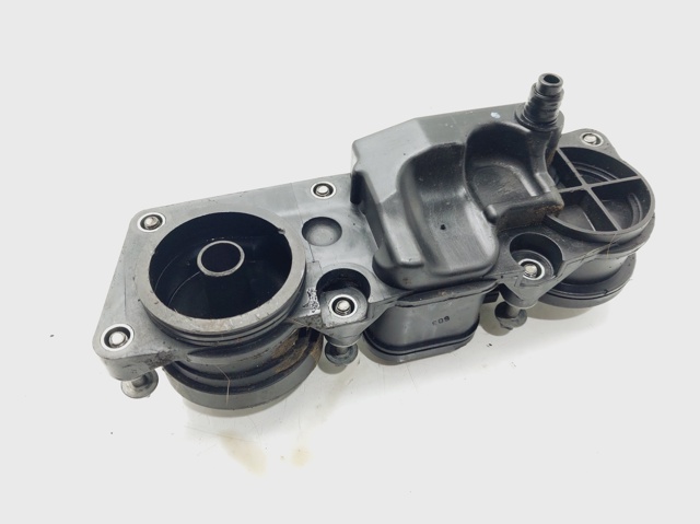 Separator oleju układu wentylacji kadłuda (bloku silnika)  A6460100162 MERCEDES