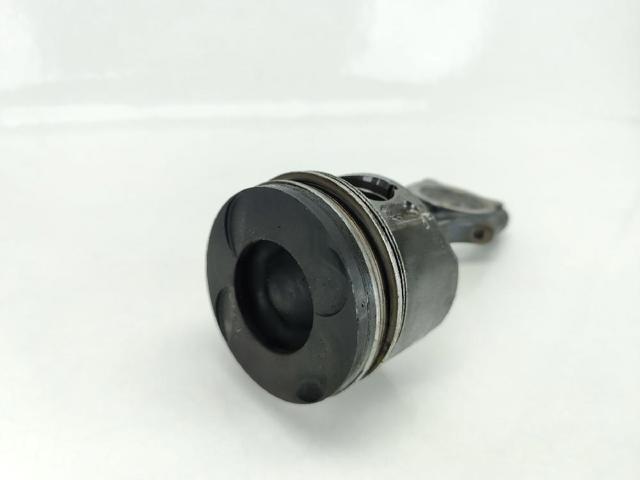 Tłok, komplet do jednego cylindru, STD A6460300117 MERCEDES