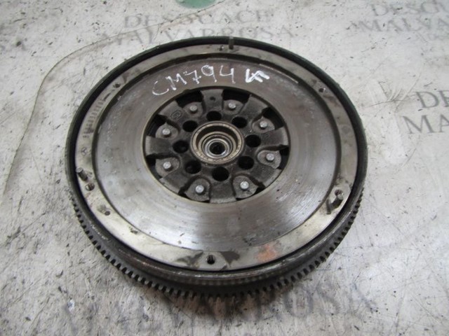 Koło zamachowe silnika A6460300805 MERCEDES