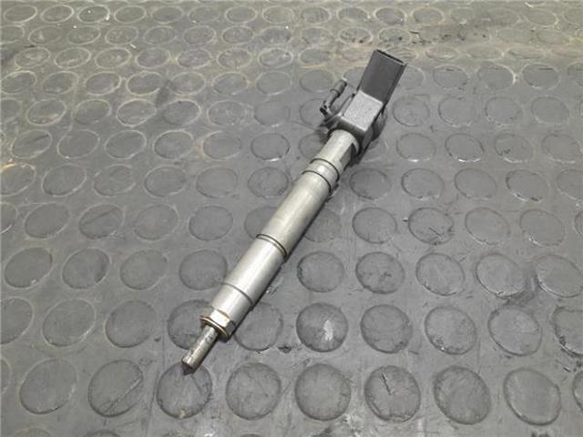 Wtryskiwacz paliwa A6460701187 MERCEDES