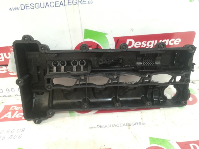 Pokrywa zaworowa A6510100830 MERCEDES