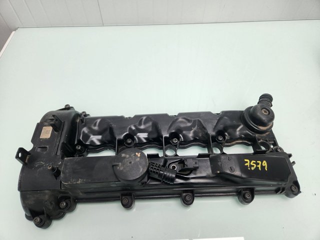 Pokrywa zaworowa A6510108918 MERCEDES
