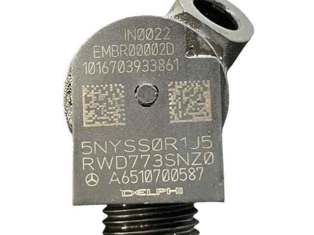 Wtryskiwacz paliwa A6510700587 MERCEDES