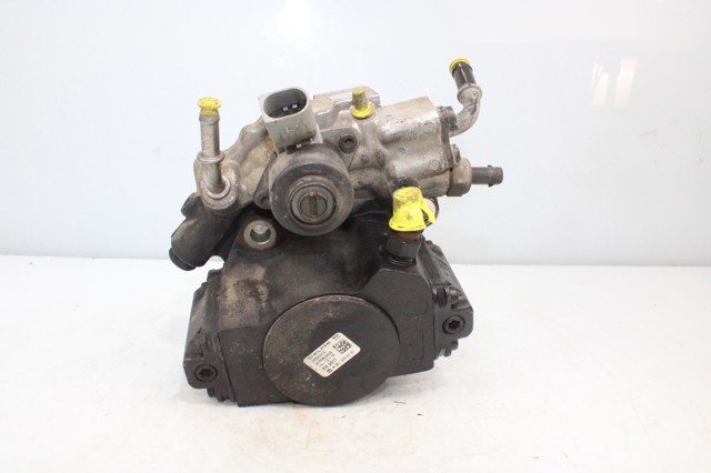 Pompa wtryskowa wysokiego ciśnienia A6510700701 MERCEDES