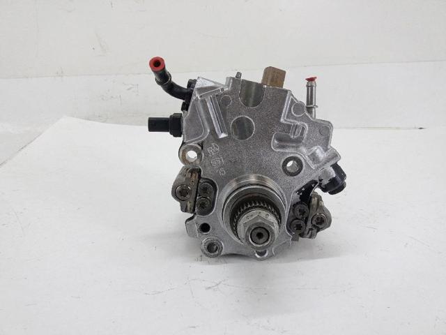 Pompa wtryskowa wysokiego ciśnienia A6510701201 MERCEDES