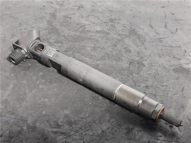 Wtryskiwacz paliwa A6510703287 MERCEDES