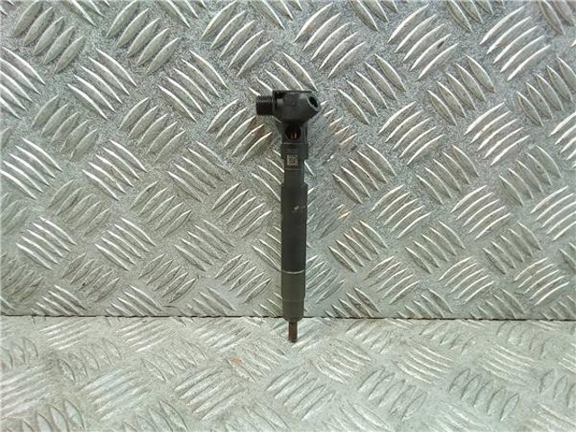 Wtryskiwacz paliwa A6510704987 MERCEDES