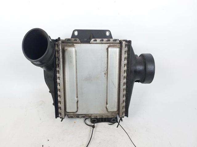 Chłodnica intercoolera A6510900314 MERCEDES