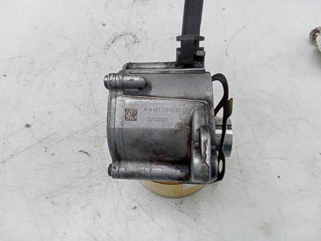 Pompa podciśnienia A6512300565 MERCEDES
