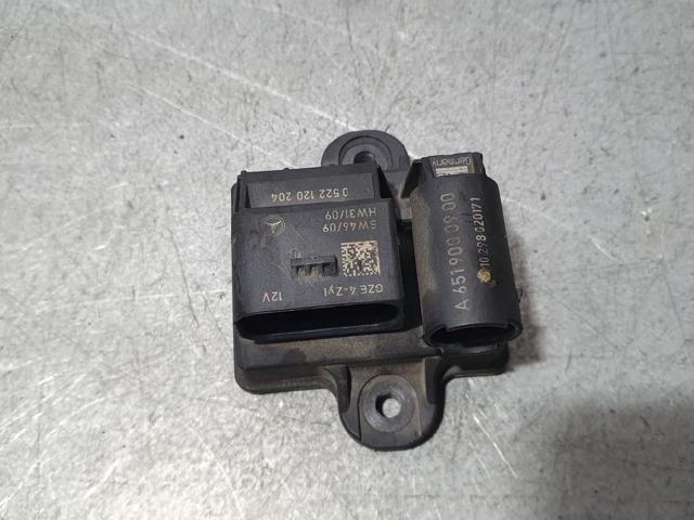 Przekaźnik świec żarowych A6519000900 MERCEDES