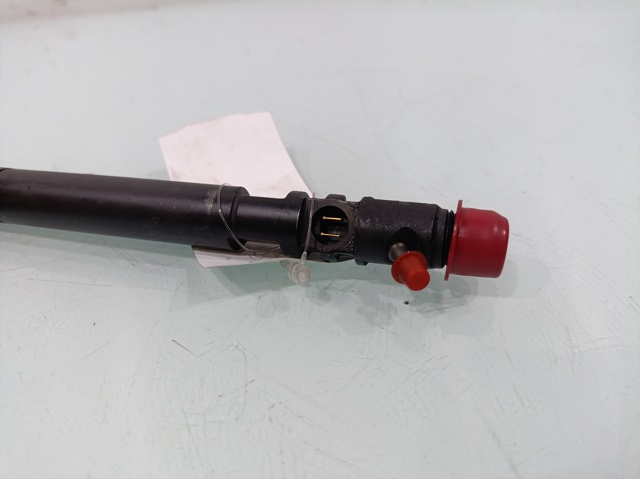 Wtryskiwacz paliwa A6650170121 SSANG YONG