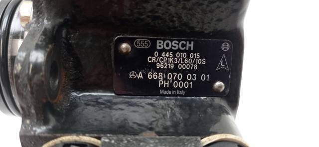 Pompa wtryskowa wysokiego ciśnienia A6680700301 MERCEDES
