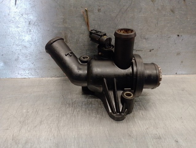 Obudowa termostatu A6682030275 MERCEDES