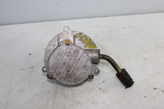 Pompa podciśnienia A6682300165 MERCEDES