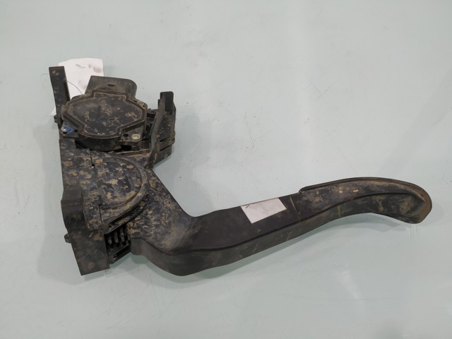 Pedał przyspieszenia (gazu) A9013000404 MERCEDES