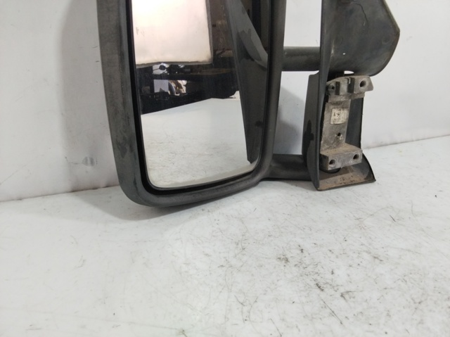 Lusterko wsteczne lewe A9018105516 MERCEDES