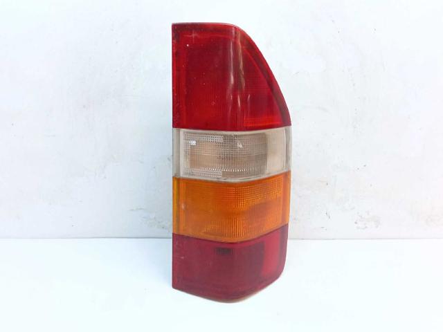 Lampa zespolona tylna prawa A9018200864 MERCEDES
