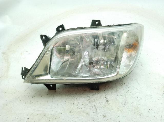 Reflektor lewy A9018202461 MERCEDES