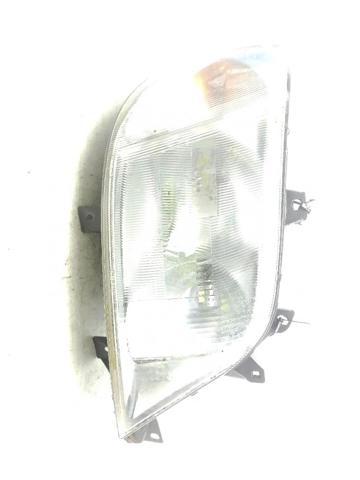 Reflektor prawy A9018202561 MERCEDES