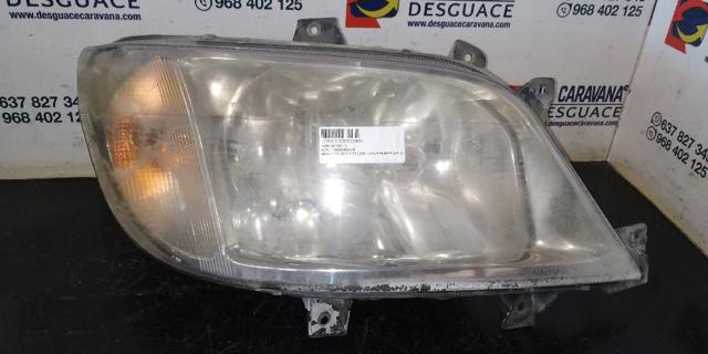 Reflektor prawy A9018202561 MERCEDES