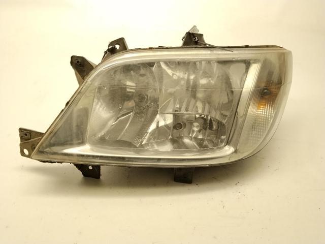 Reflektor lewy A9018202661 MERCEDES