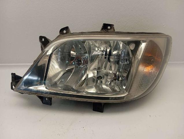 Reflektor lewy A9018202661 MERCEDES