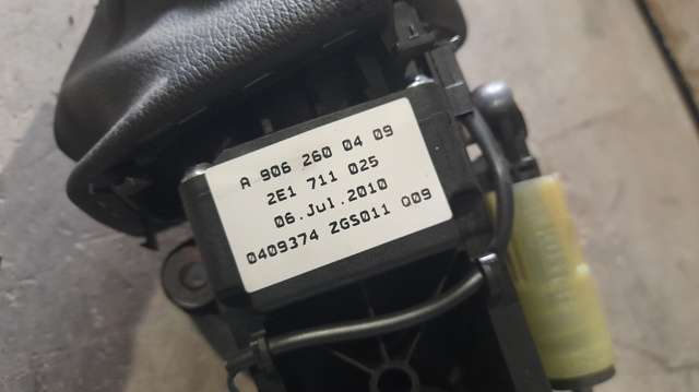 Mechanizm zmiany biegów (cięgno) A9062600409 VAG