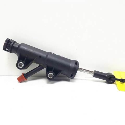 Cylinder sprzęgła główny A9062900212 MERCEDES
