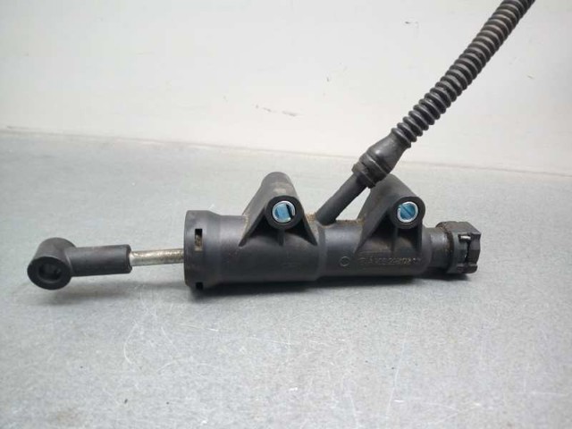 Cylinder sprzęgła główny A9062900212 MERCEDES