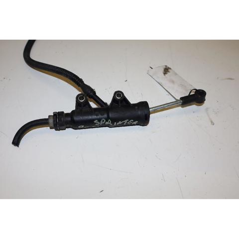 Cylinder sprzęgła główny A9062900212 MERCEDES