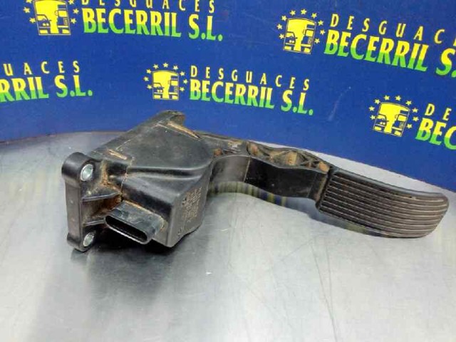 Pedał przyspieszenia (gazu) A9063000404 MERCEDES