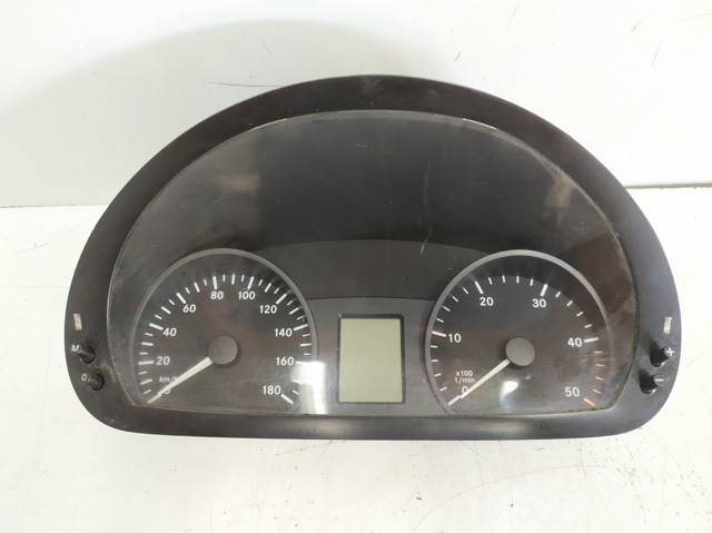 Deska rozdzielcza A9064468221 MERCEDES
