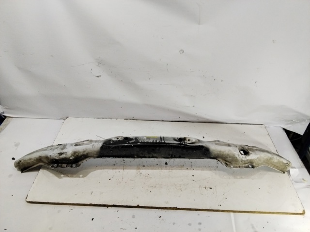 Wzmocnienie zderzaka przedniego A9066200234 MERCEDES