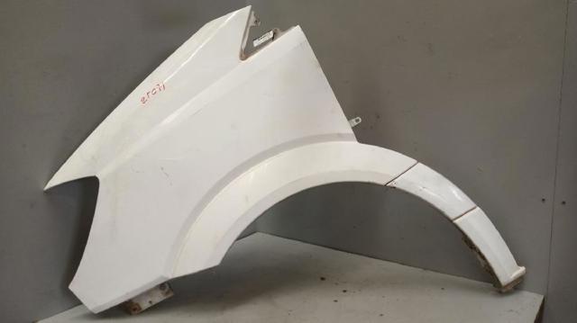 Błotnik przedni lewy A9066377719 MERCEDES