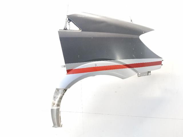 Błotnik przedni prawy A9066377819 MERCEDES