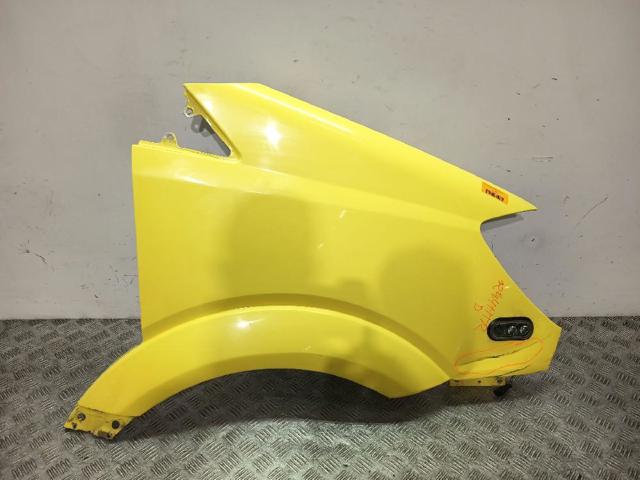Błotnik przedni prawy A9066377819 MERCEDES