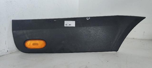Listwa ochronna błotnika tylnego prawego A9066903562 MERCEDES
