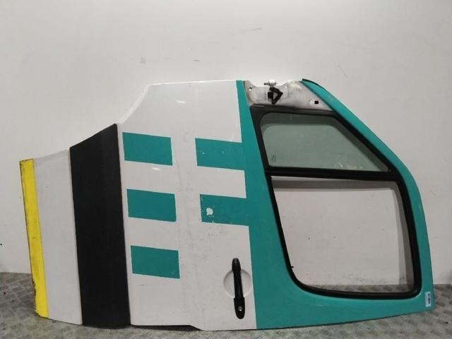 Drzwi przednie lewe A9067200005 MERCEDES